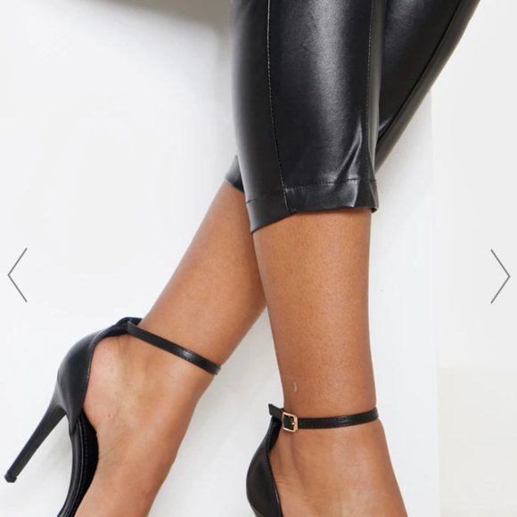 PrettyLittleThing Enna Black Strap Heeled Sandals - Picture 6 of 6